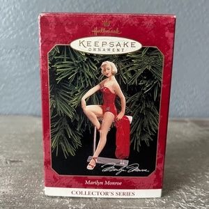 Vintage 1999 Marilyn Monroe hallmark Keepsake Third and Final in Series
